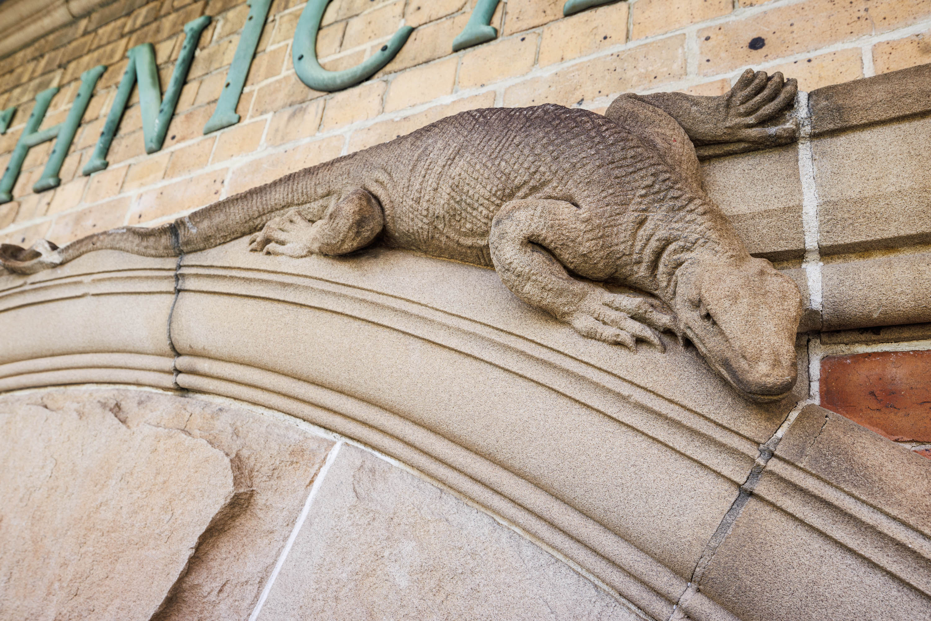 Ultimo Tafe - stonework Lizards 